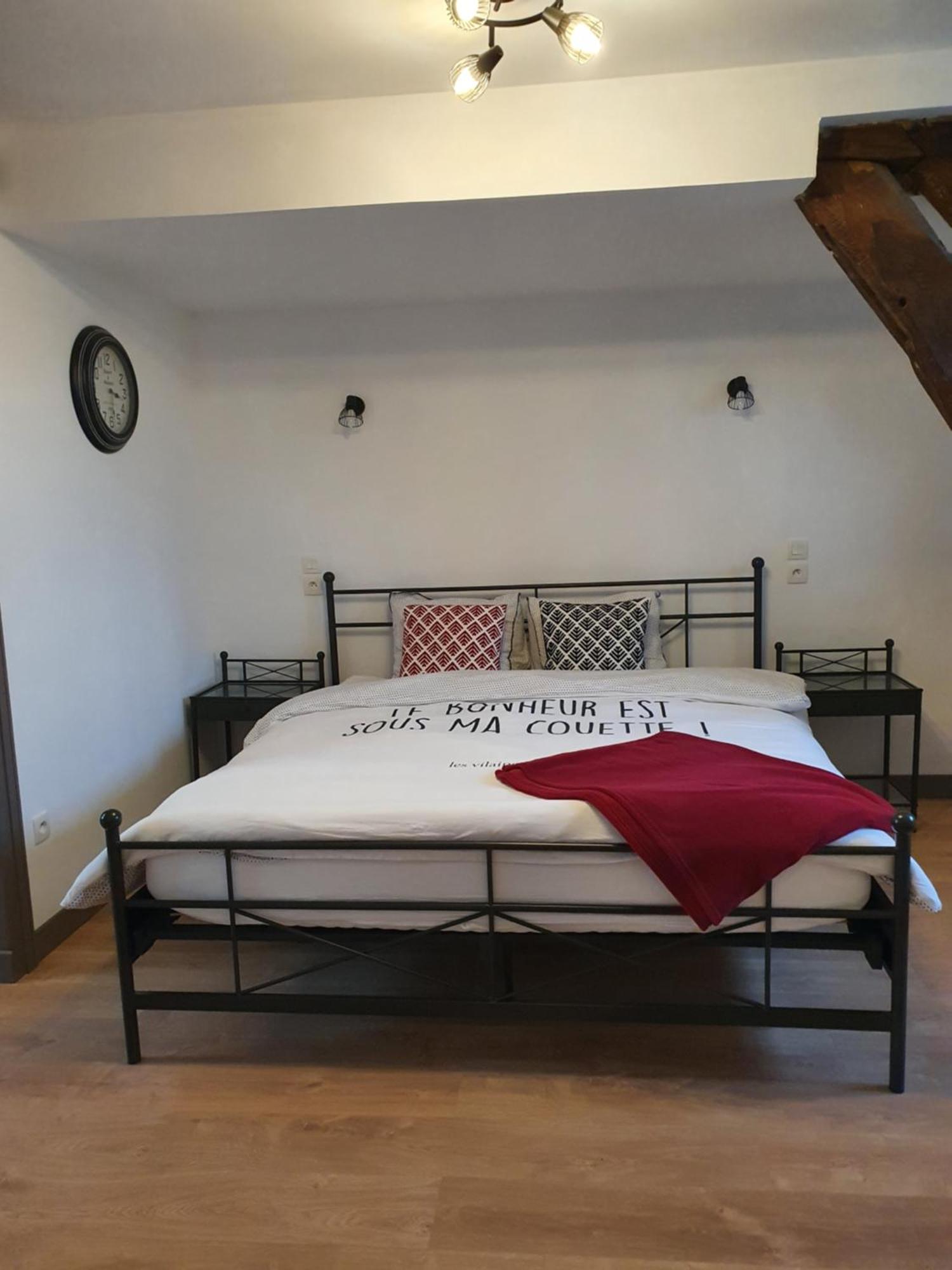 Au Petit Paradis Sainte-Gauburge-Sainte-Colombe Pokoj fotografie