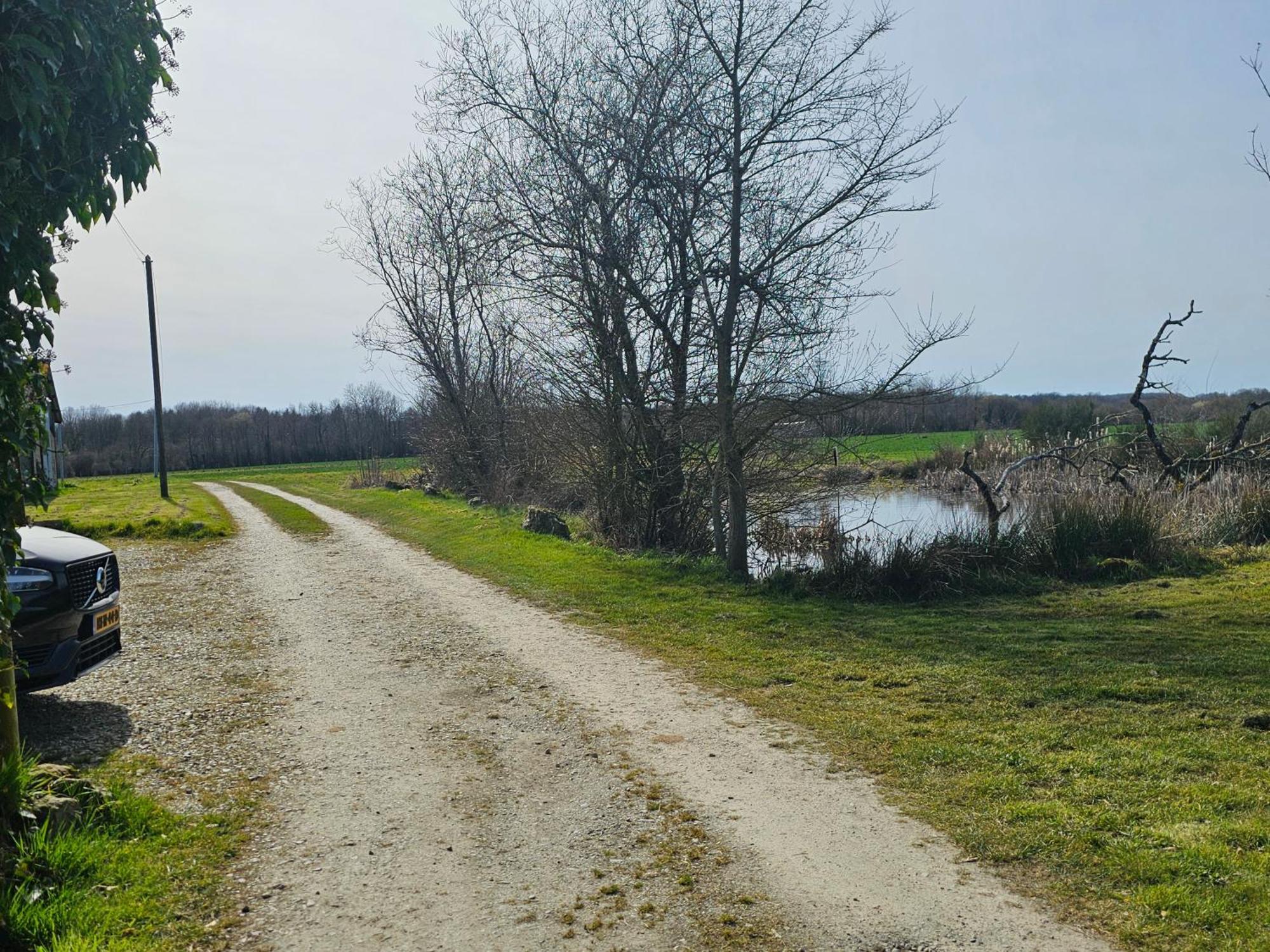 Au Petit Paradis Sainte-Gauburge-Sainte-Colombe Exteriér fotografie