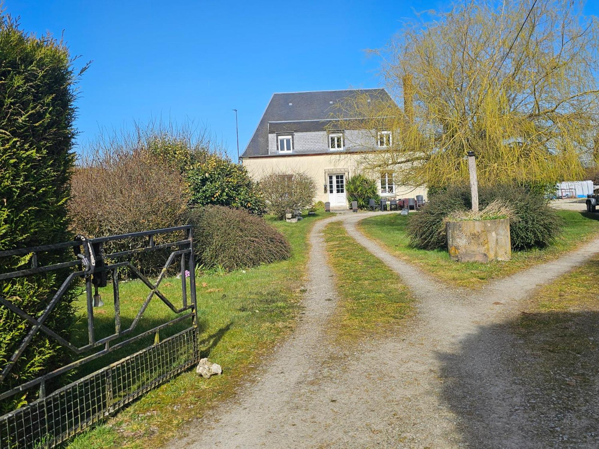 Au Petit Paradis Sainte-Gauburge-Sainte-Colombe Exteriér fotografie